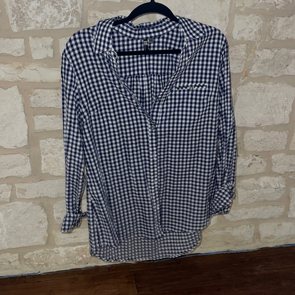 Kut From The Kloth plaid button down shirt!